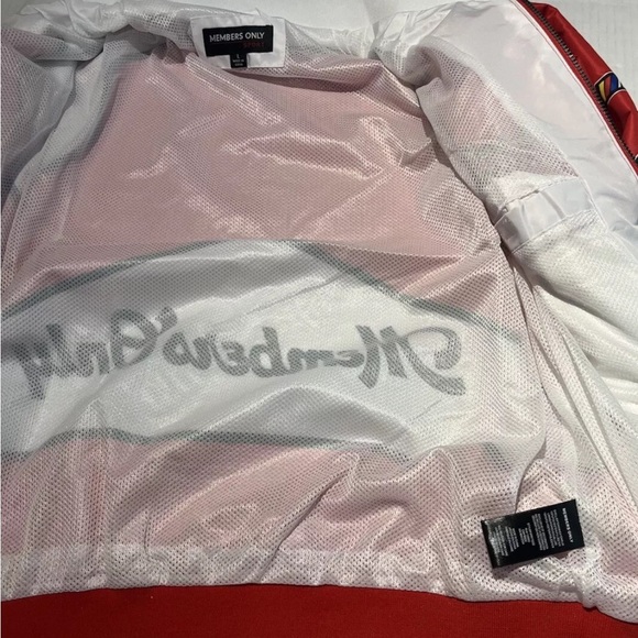 Members Only Sport Men's Red Windbreaker Jacket Size Large - Picture 7 of 7